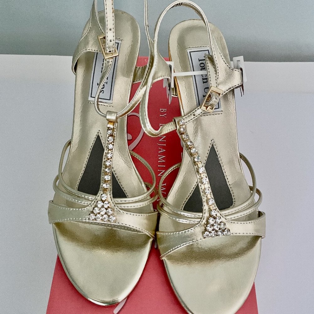 NEW Touch Ups Anneka Dressy Sandals Homecoming Prom Size 8